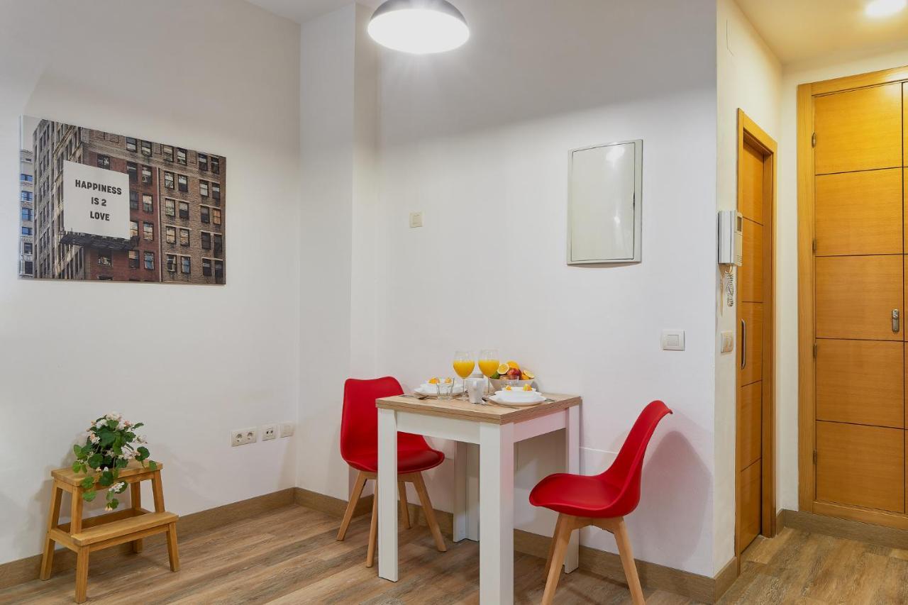 Victoria Urbanite Apartamento Málaga Exterior foto